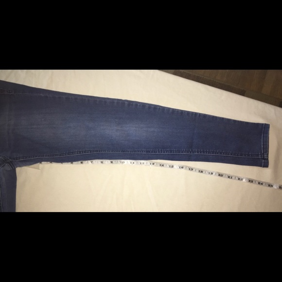 Celebrity Pink Skinny Jeans - Picture 4 of 4